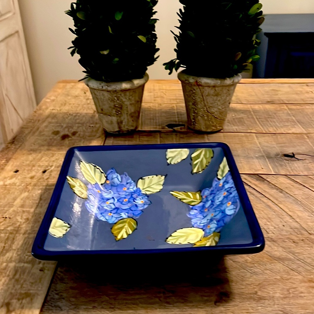 Droll Designs beautiful kitchen piece